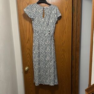 Sienna Sky Green and White Floral Midi Dress